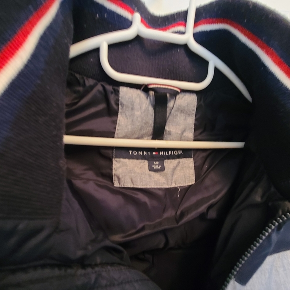 Tommy Hilfiger Puffer Vest Size Small - Picture 2 of 3